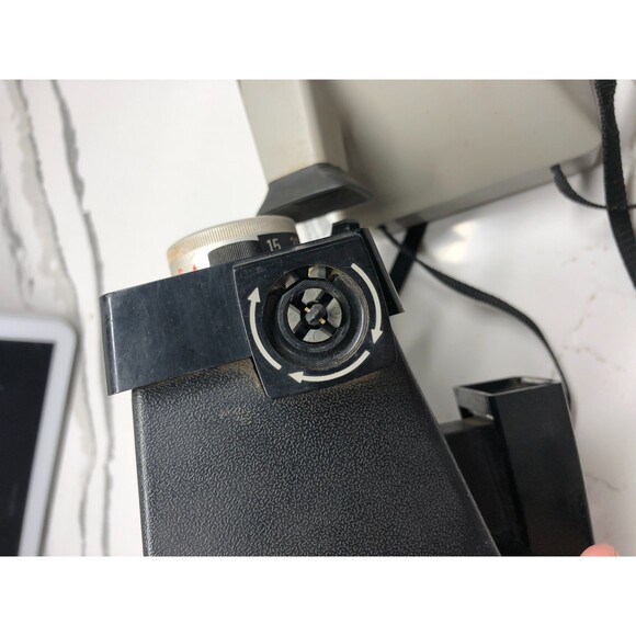 Vintage Polaroid Land Cameras, Lot of 2, Square Shooter 2 and The Button - Picture 4 of 5